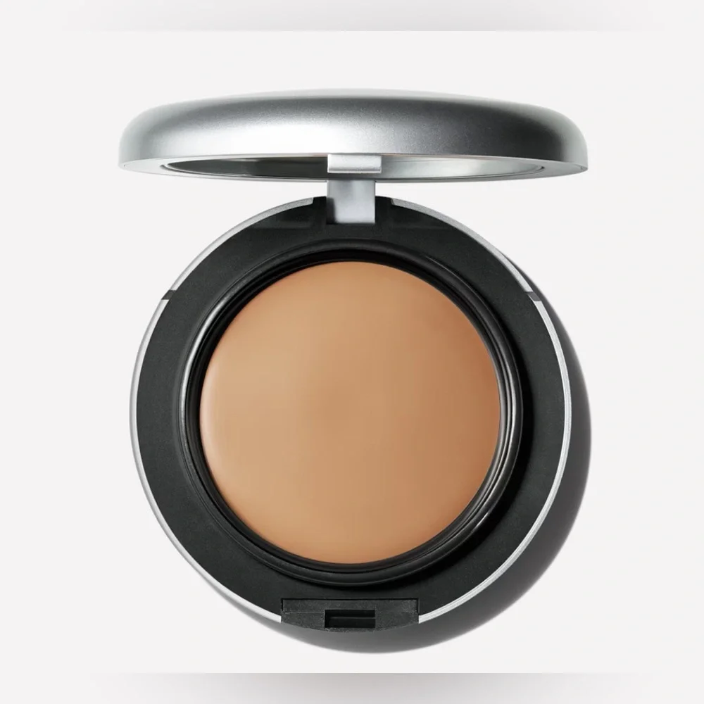 NC17 Mac Studio Fix Tech Cream To Powder Foundation Brand New in Box Authentic